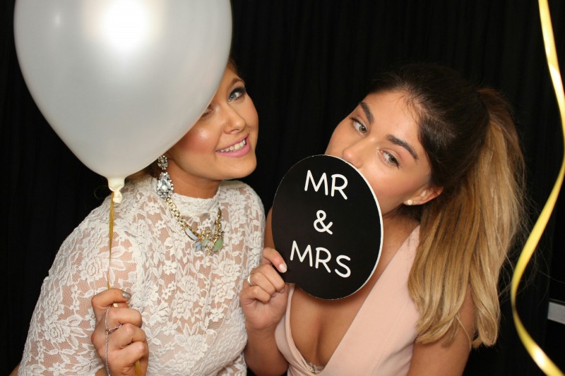OMG! Photobooth Specialists